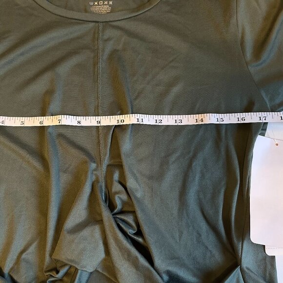 NWT X By Gottex Peach Skin Collection Long Sleeve Crop Top in Cactus Green - Picture 6 of 8